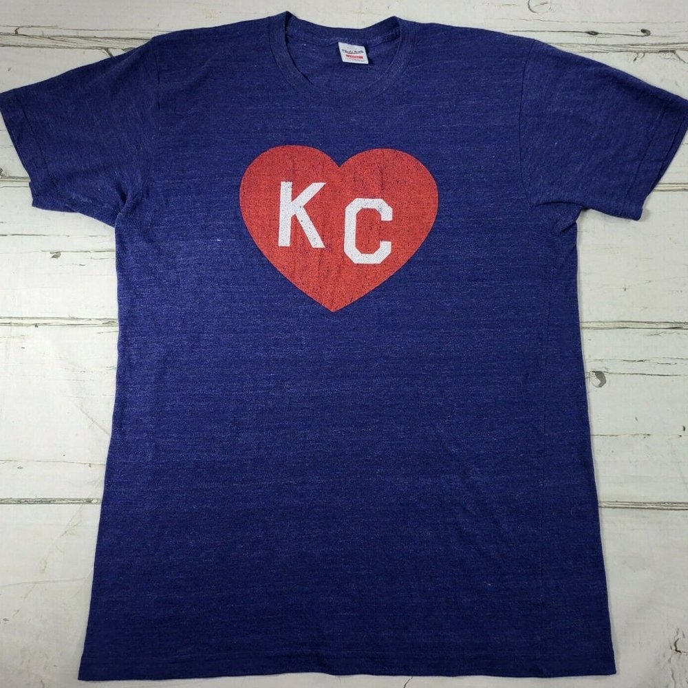 Charlie Hustle Blue w/Red KC Kansas City Heart Short Sleeve T-Shirt Mens L -EUC